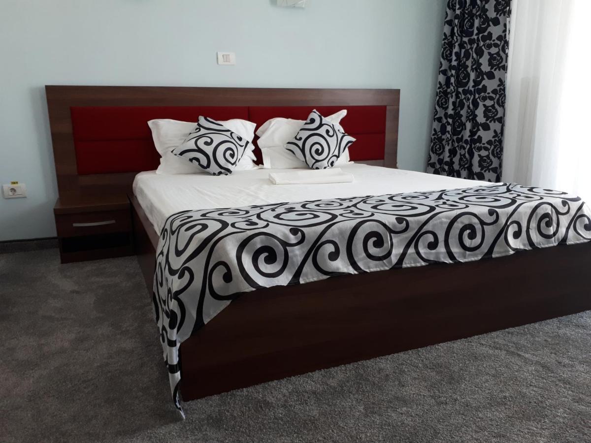 Năvodari Vila Zara מראה חיצוני תמונה